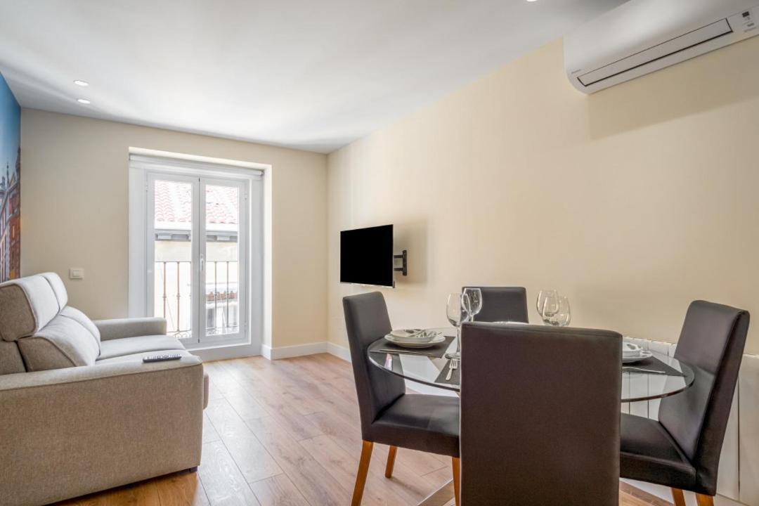 2 Bedrooms 2 Bathrooms Furnished - Malasana - Bright And Refurbished - Mintystay Apartamento Madrid